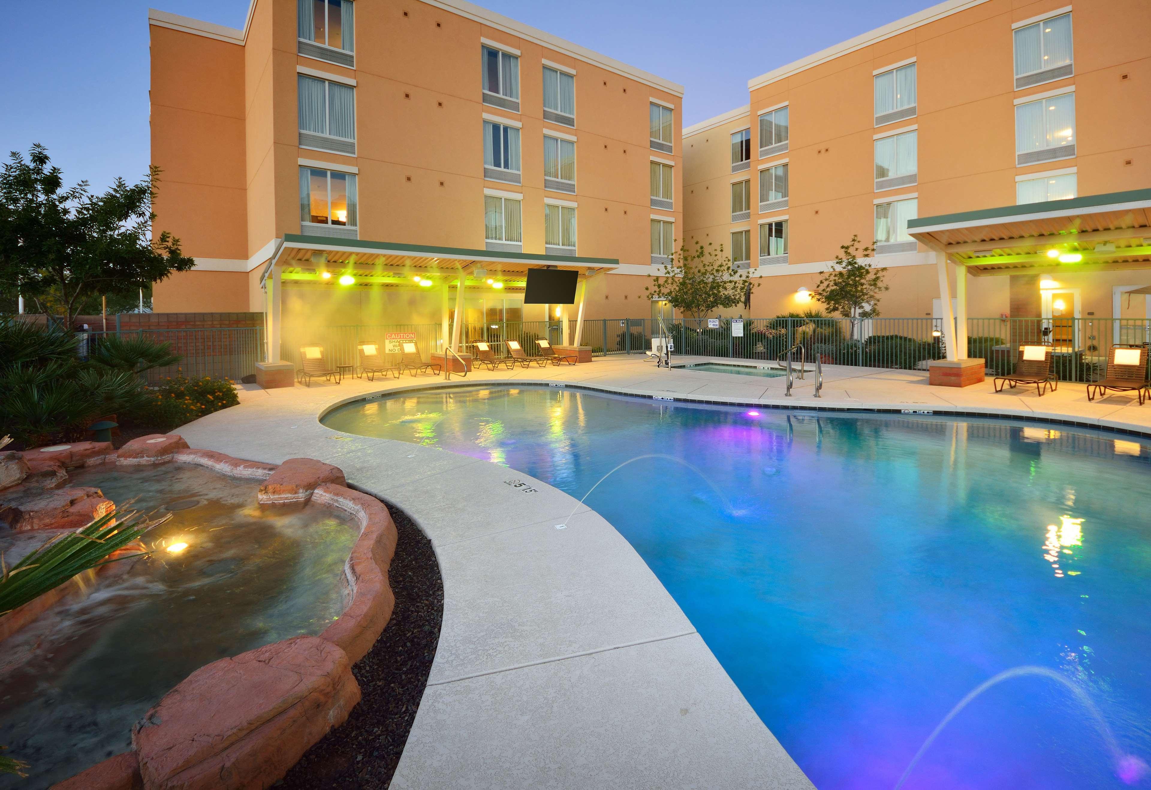 Hyatt Place Phoenix/ Mesa Hotel Exterior photo